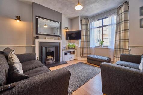 Front Lounge
