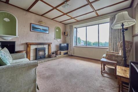 Lounge to Front
