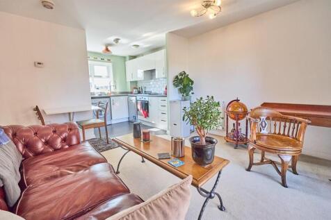 Open Plan Lounge/Dining/Kitchen