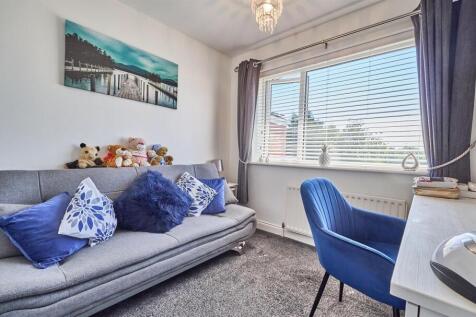 Bearsden Crescent 19.jpg