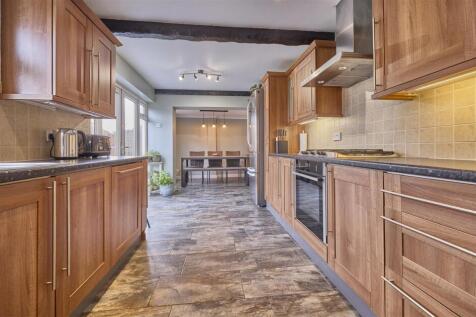 16 Forryan Road BB 3.jpg