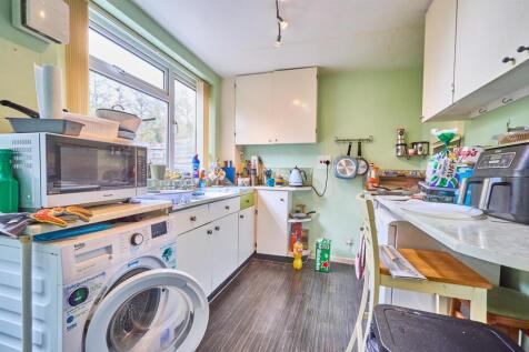 KITCHEN TO REAR