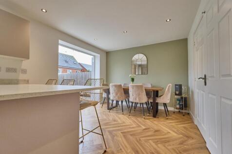Kitchen/Diner to Rear