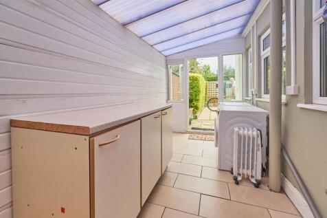 UPVC SUDG Utility Room/Conservatory to Rear