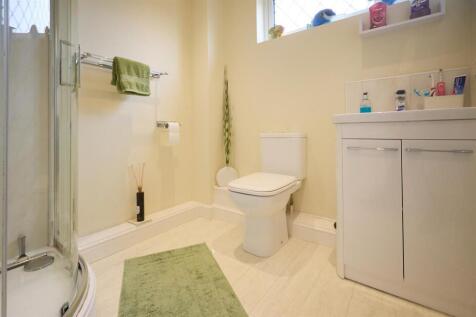En Suite Shower Room