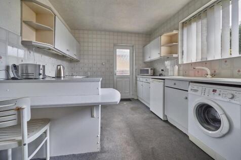 Breakfast Kitchen to Rear
