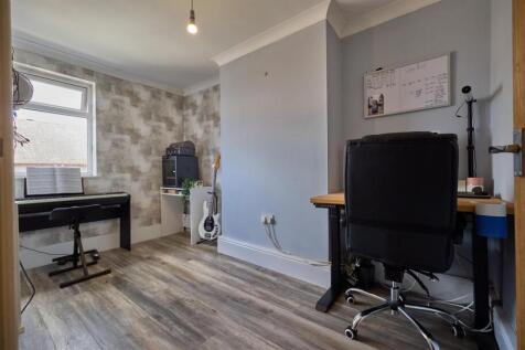 Bedroom Two to Front