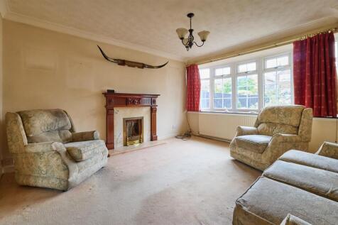 Lounge to Front