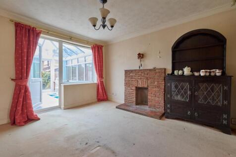 Dining Room to Rear