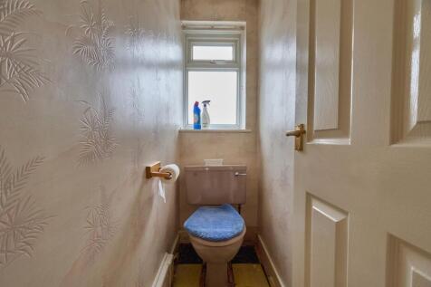Separate WC