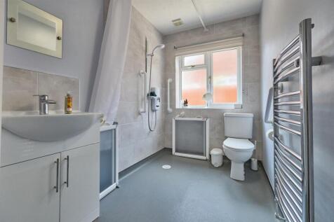Wet Room to Side