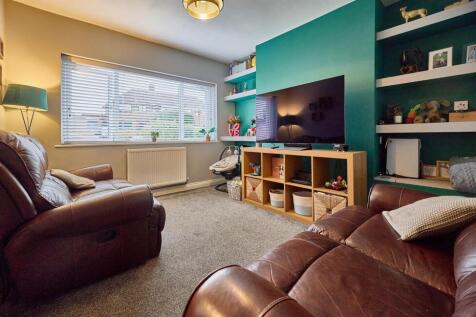 Lounge to Front
