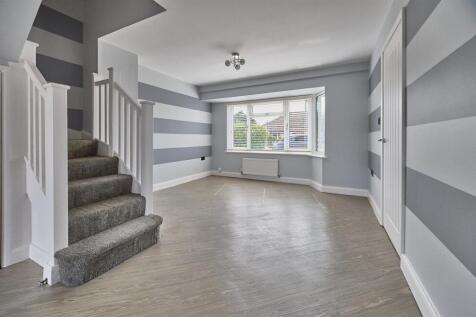 Lounge to Front
