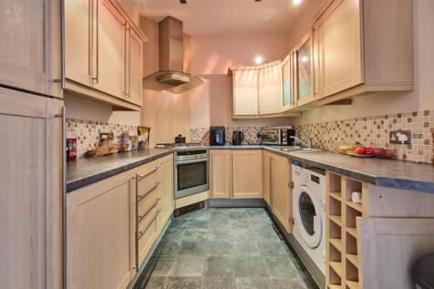 Fitted Kitchen