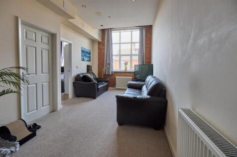 Through Lounge/Dining Room