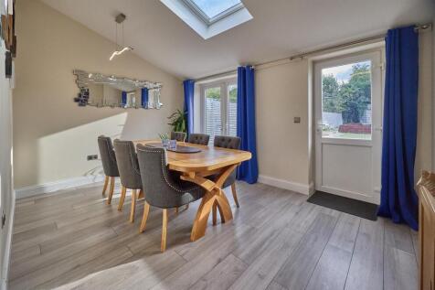 Family Room/Dining Room