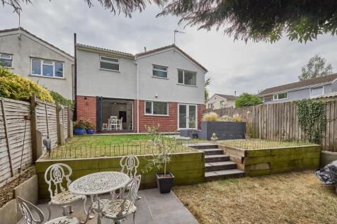 8 Borrowdale Close ES 22.jpg
