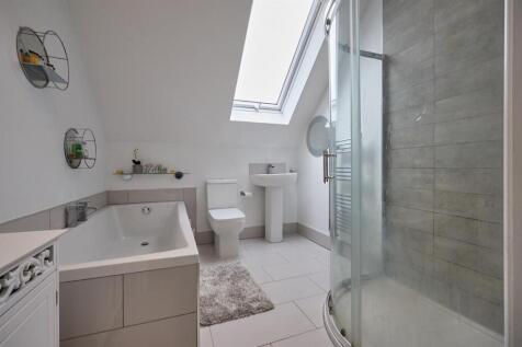 Ensuite bathroom