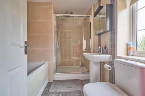 En Suite bathroom