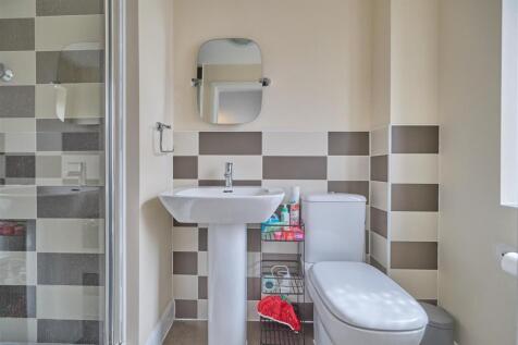 En suite shower room