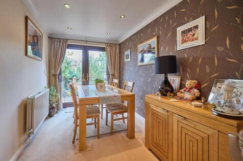 Fitted Dining/Kitchen to Rear