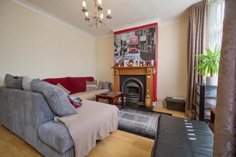 Lounge to Front