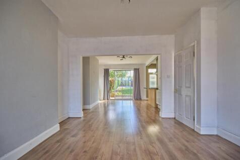 Open plan lounge dining kitchen