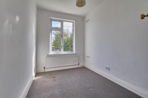 Bedroom 3 to rear