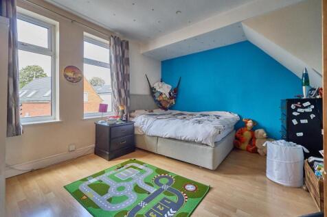 Bedroom to Front