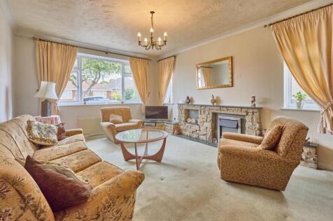 Front lounge