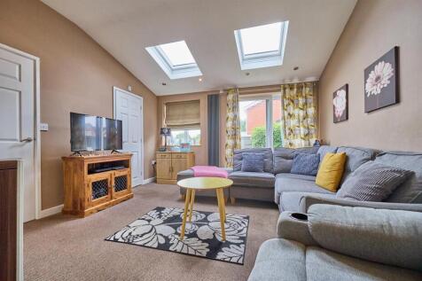 Cadle Close 3.jpg