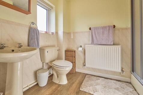 En Suite Shower Room