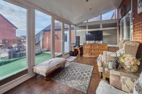 UPVC SUDG Conservatory to Side