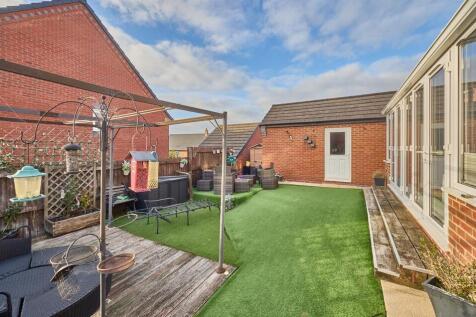 7 Cardinal Drive BB 11.jpg