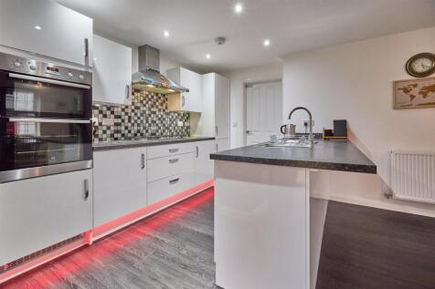Rear Open Plan Living/Dining kitchen