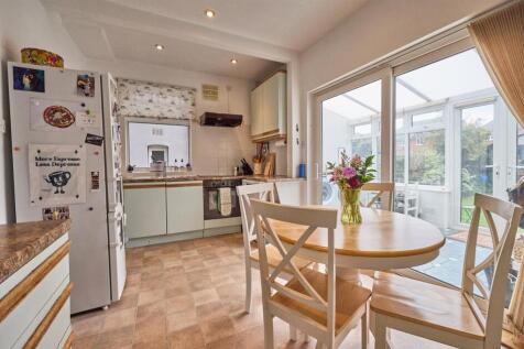 Dining/Kitchen to rear