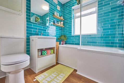 Refitted Family Bathroom to rear