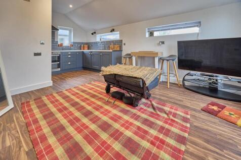 Detached Open Plan Annex