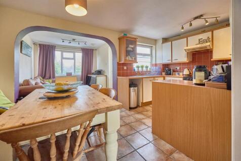 Extended Open Plan Living/Dining/Kitchen to Rear