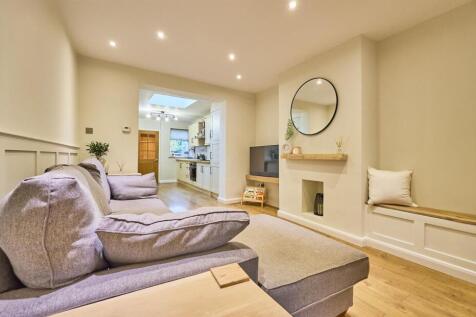 Open plan living/dining room and fitted kitchen
