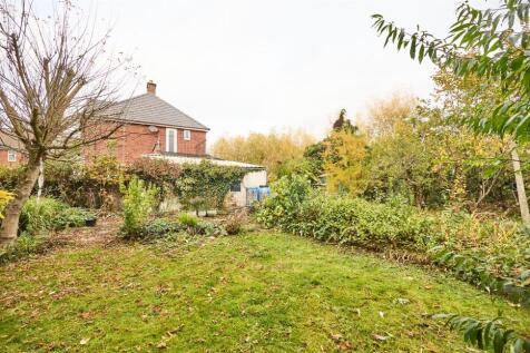 East Close, BB 15.jpg