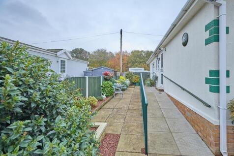 castlewood park 2.jpg