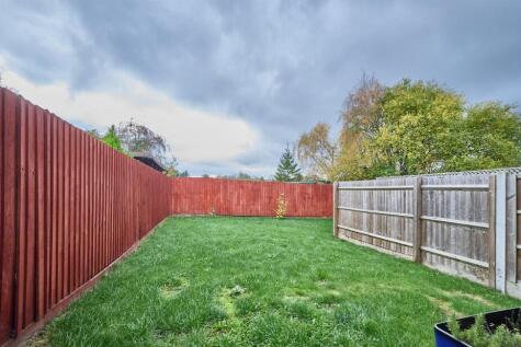 Notleyfield Cl 12.jpg