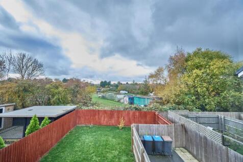 Notleyfield Cl 11.jpg