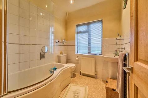 Refitted Bathroom to Rear (Previously Bedroom Thre