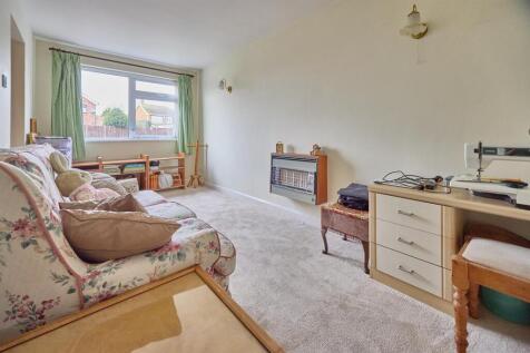 Family Room to Front