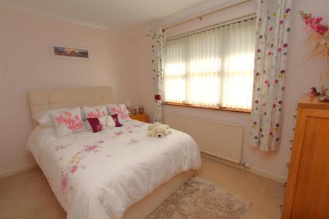 Bedroom 4.JPG