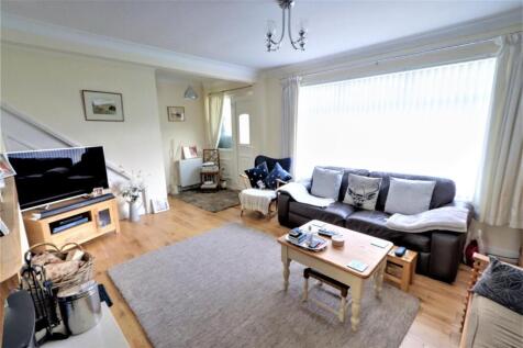 Living Room 2.jpg
