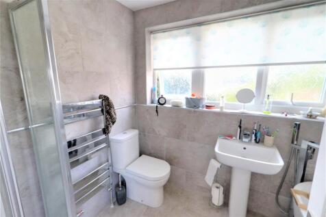 Bathroom Two.jpg