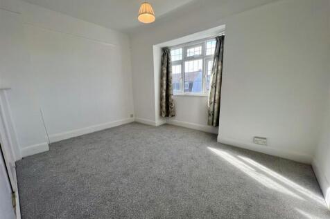 Bedroom2.jpg